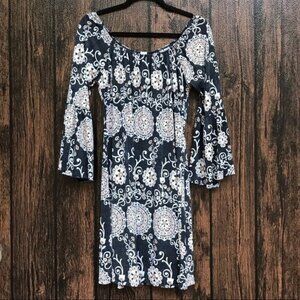 2 B Together Boho Medallion Elastic Neck Off Shoulder Dress Womens Size Large